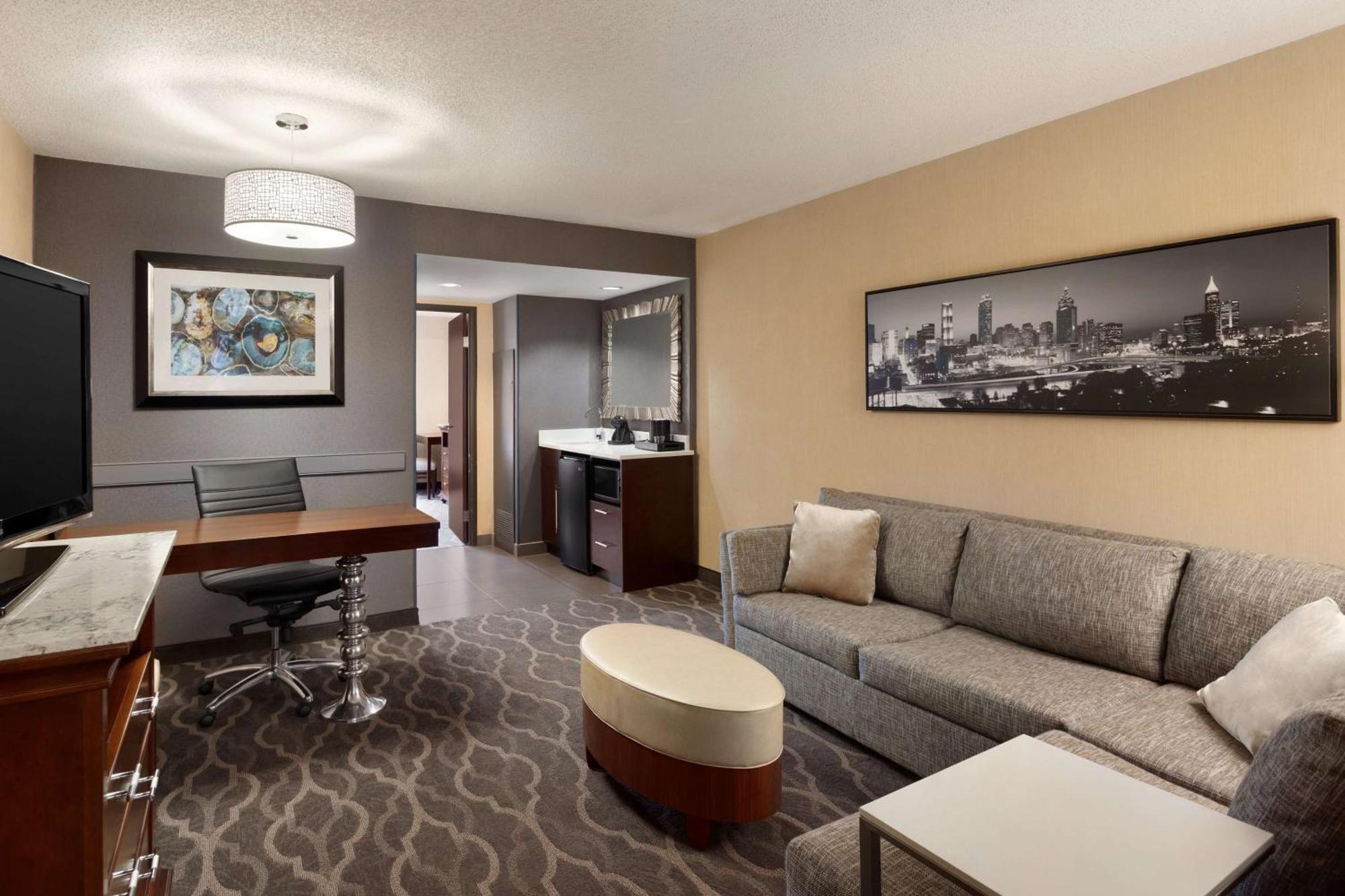 Embassy Suites By Hilton Atlanta Airport College Park Kültér fotó