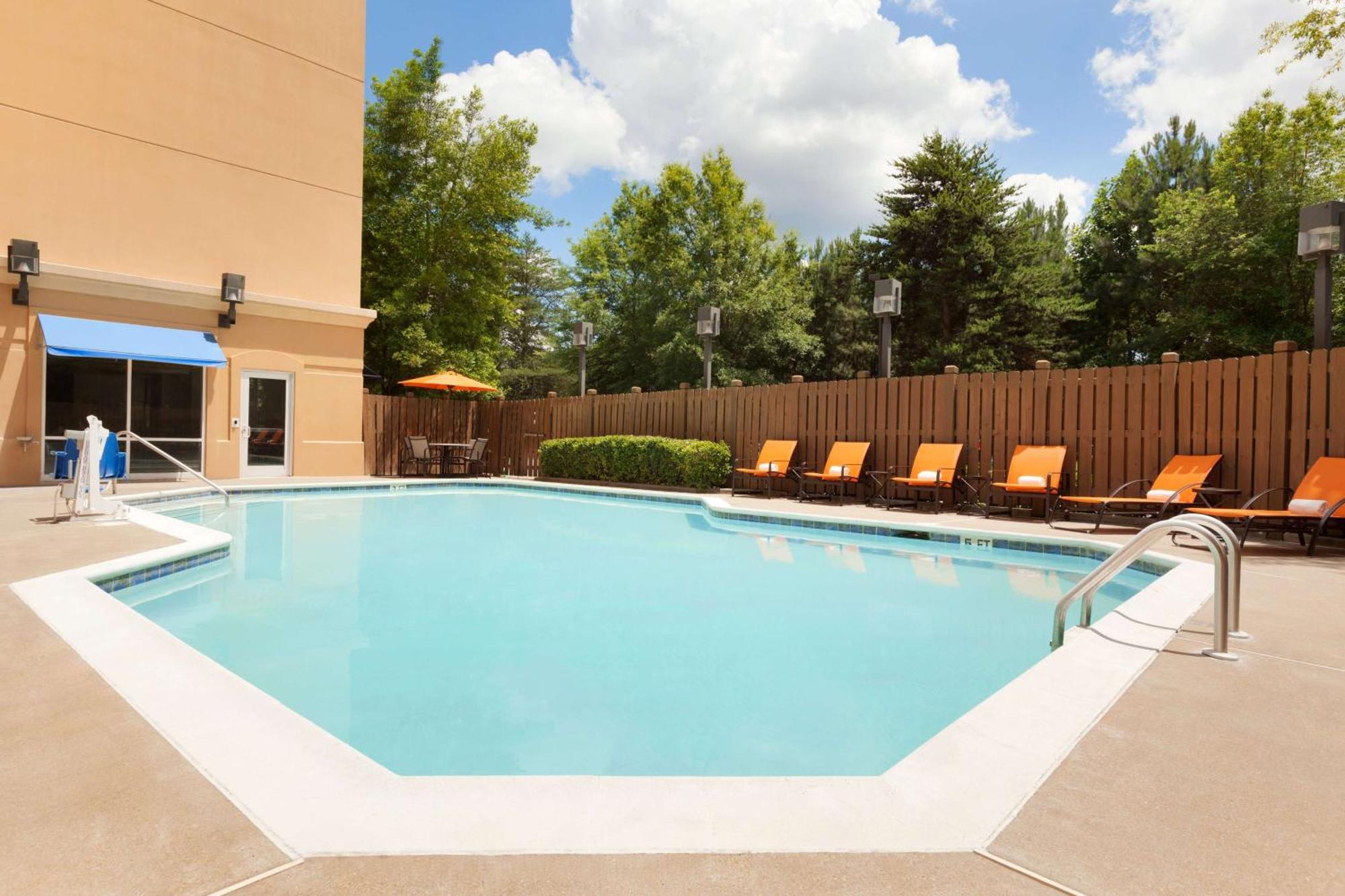 Embassy Suites By Hilton Atlanta Airport College Park Kültér fotó