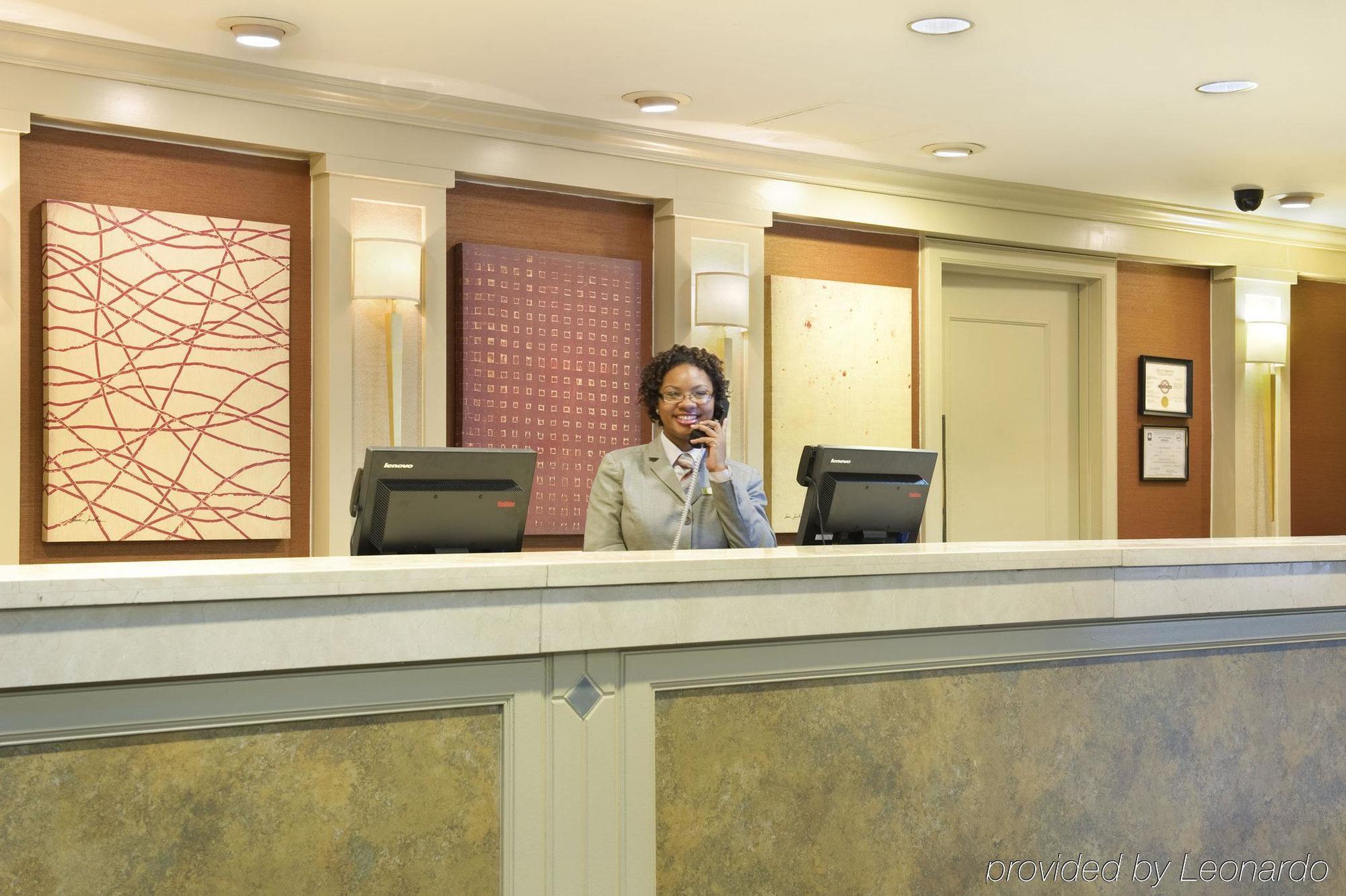 Embassy Suites By Hilton Atlanta Airport College Park Beltér fotó