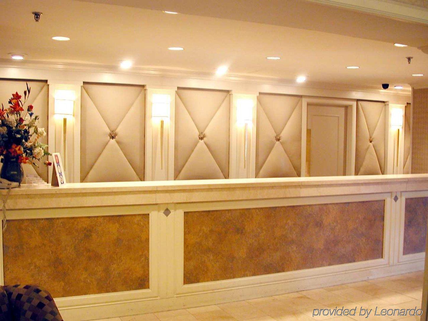 Embassy Suites By Hilton Atlanta Airport College Park Beltér fotó