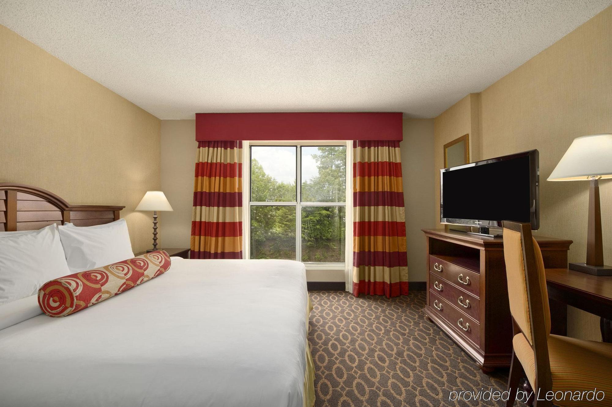 Embassy Suites By Hilton Atlanta Airport College Park Kültér fotó
