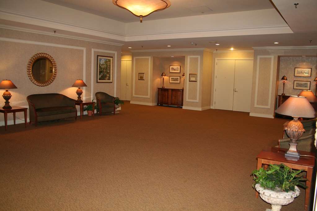 Embassy Suites By Hilton Atlanta Airport College Park Létesítmények fotó