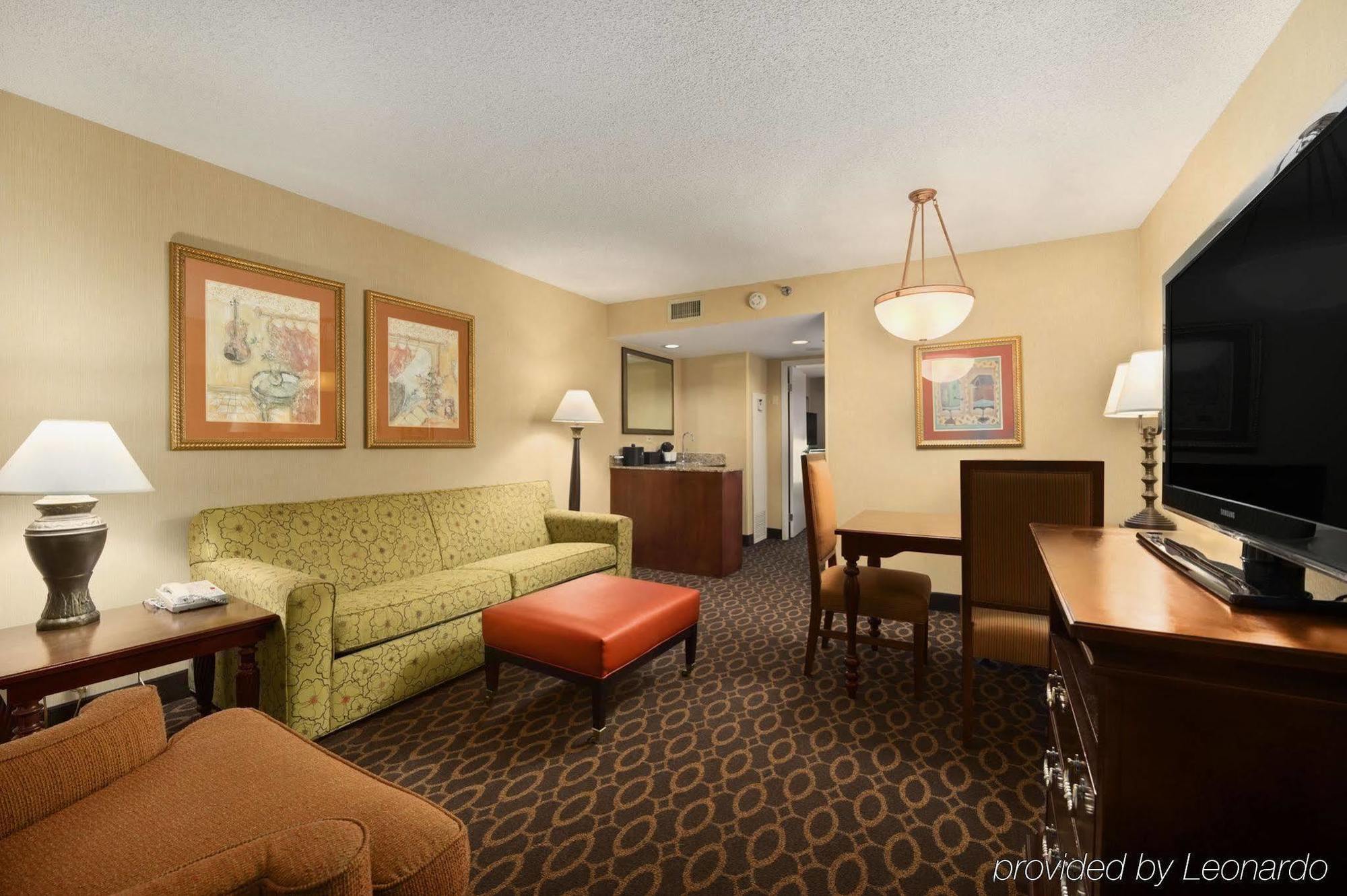 Embassy Suites By Hilton Atlanta Airport College Park Kültér fotó