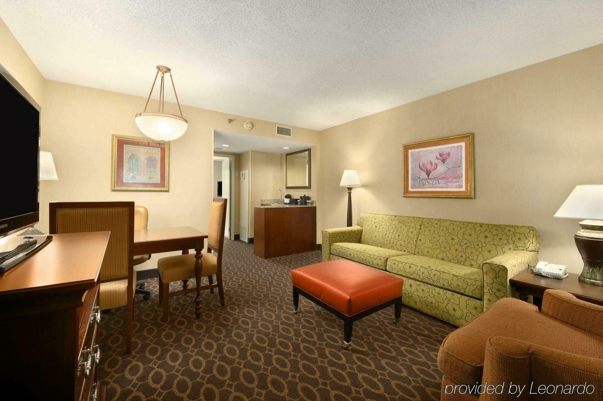 Embassy Suites By Hilton Atlanta Airport College Park Szoba fotó